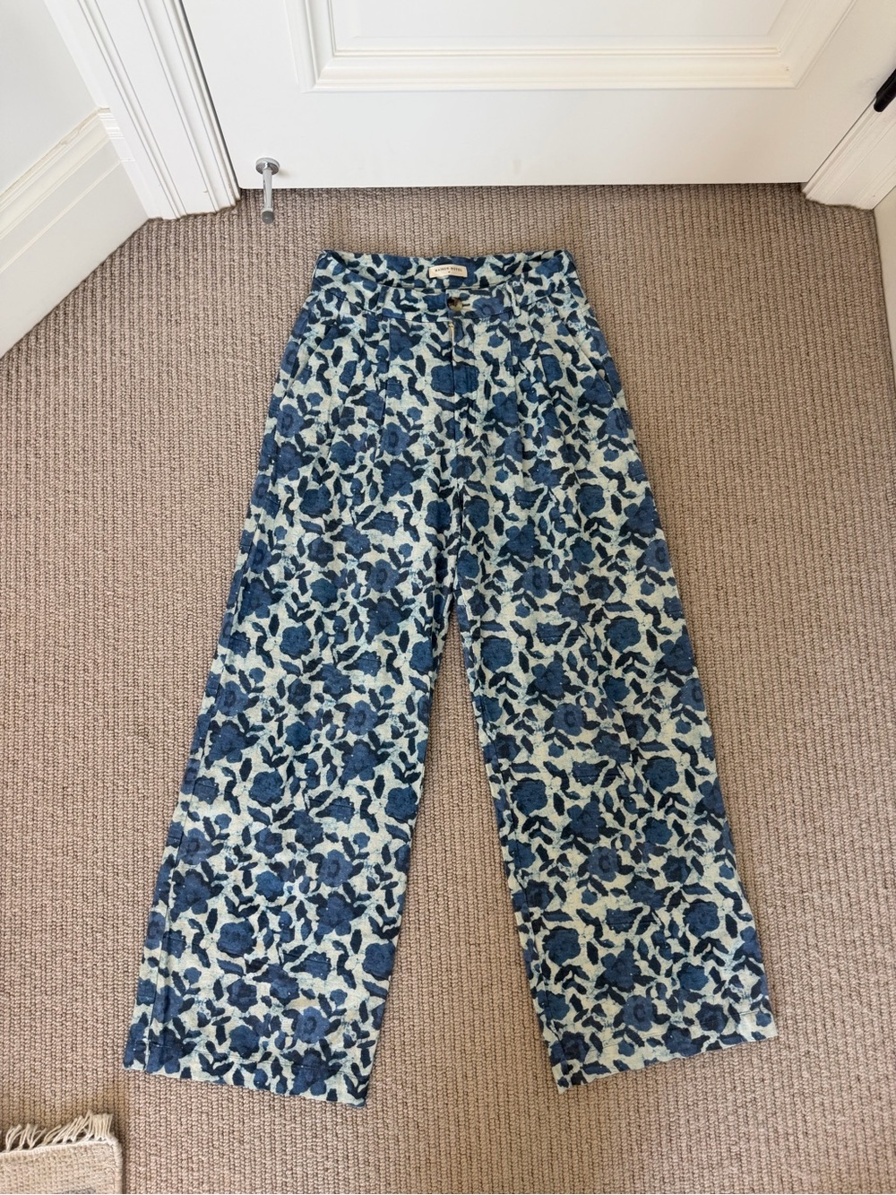 Maison Hotel Blue Floral Wide-Leg Linen Trousers - Picture 5 of 6